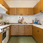 Sofia בית נופש *